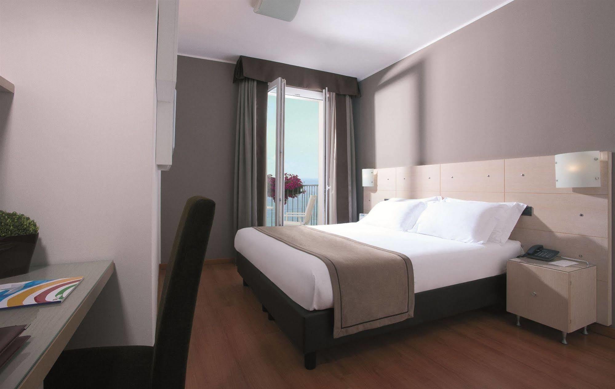 Victoria Frontemare Beach & Spa Hotel Jesolo Dış mekan fotoğraf