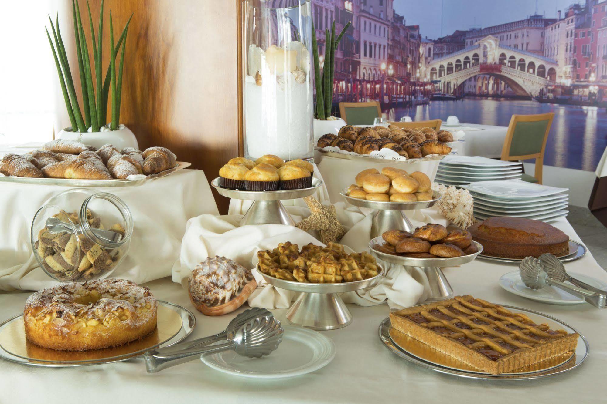 Victoria Frontemare Beach & Spa Hotel Jesolo Dış mekan fotoğraf