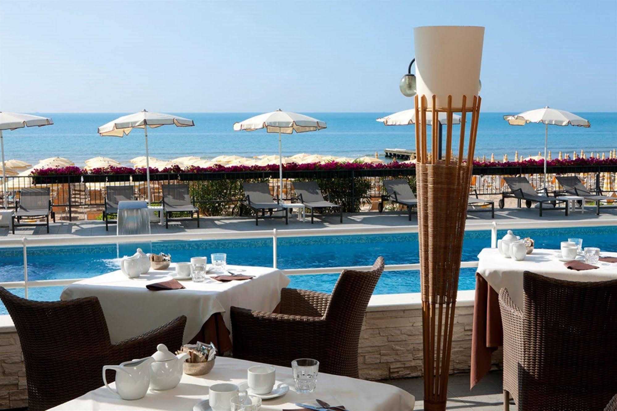 Victoria Frontemare Beach & Spa Hotel Jesolo Dış mekan fotoğraf
